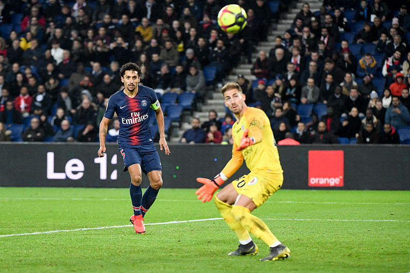 半场战报：汉堡1-1法兰克福，洛孔加，胡戈-拉松破门（半场：汉堡1-1战平法兰克福，洛孔加与胡戈-拉松建功）