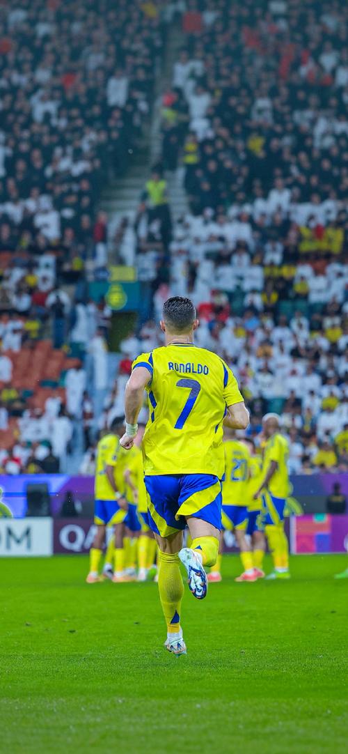 北青：徐彬大概率将与狼队签约，签约后或将被外租至英冠（北青：徐彬接近加盟狼队，签约后或将租借至英冠）