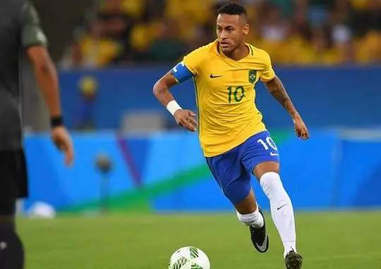 皮奥：助攻劳塔罗？无论进球还是助攻，球队都应该放在第一位（皮奥谈助攻劳塔罗：不论进球还是助攻，团队利益至上）