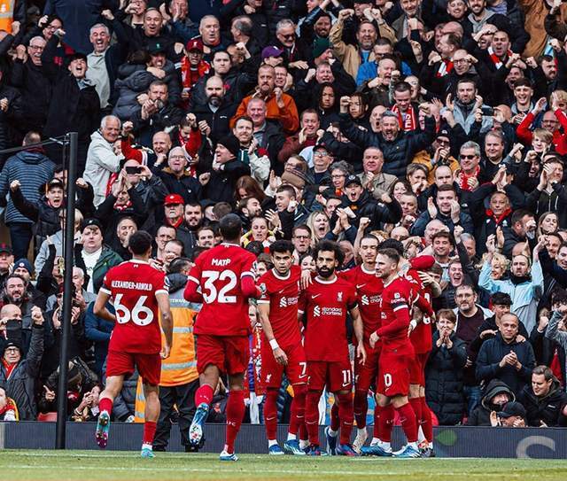 NBA季后赛焦点球员精彩表现（NBA季后赛明星球员高光时刻）