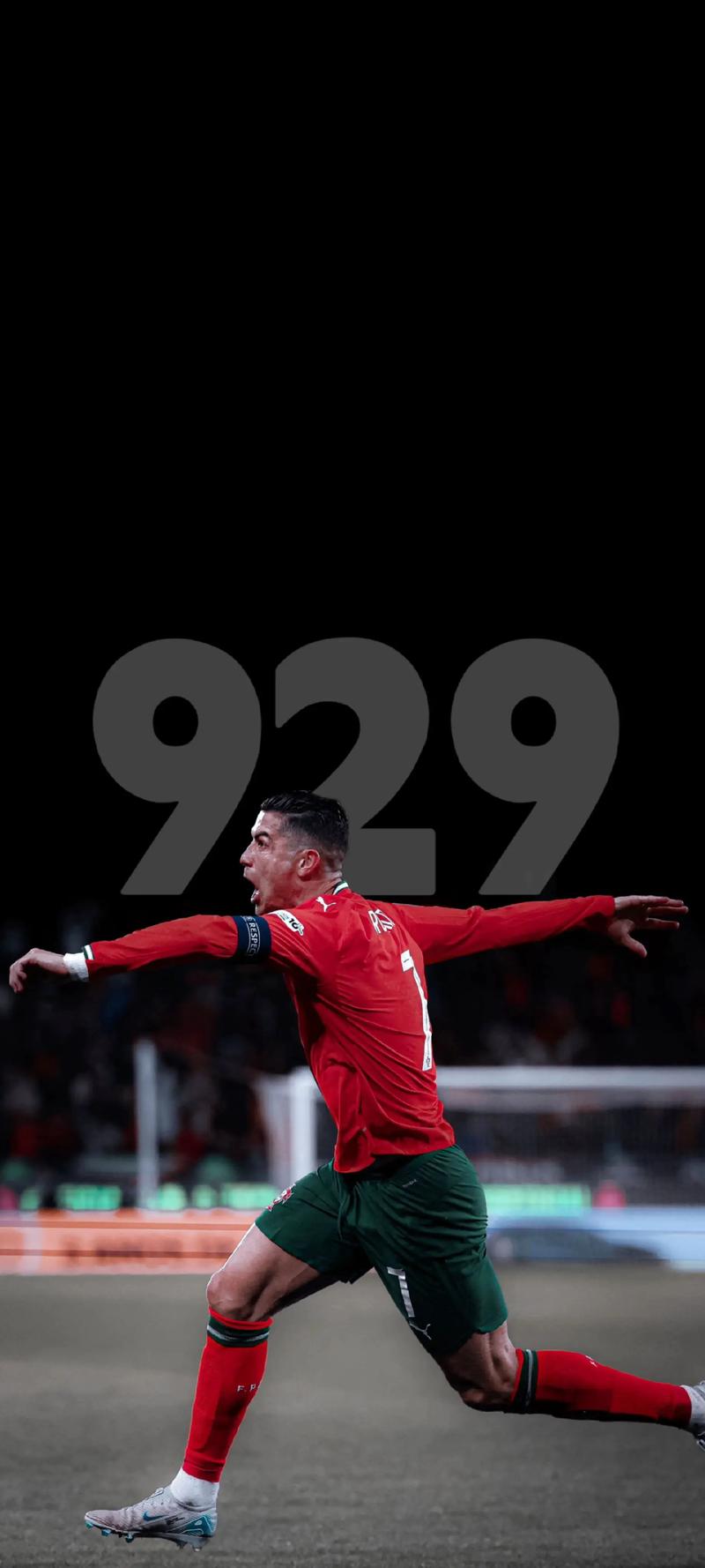 电讯报：杜库雷、齐耶赫等73人联名致信欧足联，要求禁赛以色列