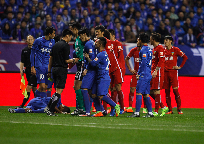 拉诺基亚：互换门将国米很可能赢德比；我不认为米兰能争冠（拉诺基亚：若互换门将，国米更可能赢德比；不看好米兰争冠）