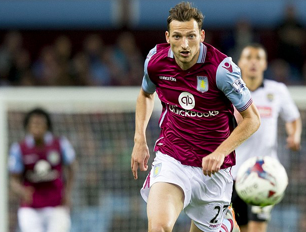 篮球湖人锁定比赛胜局，球迷狂喜（湖人提前奠定胜势，球迷欢腾）