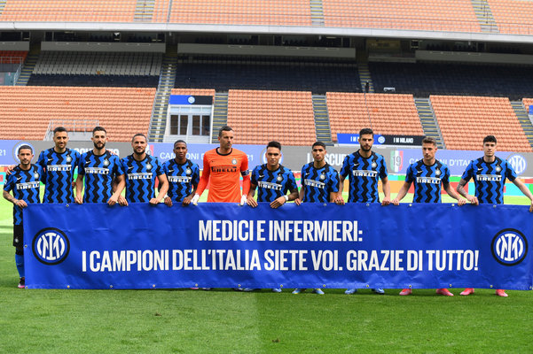 川普狂喜，乡下人乐队将在世界杯抽签仪式结束后表演《YMCA》（特朗普喜出望外：乡下人乐队将于世界杯抽签仪式落幕后献唱《YMCA）