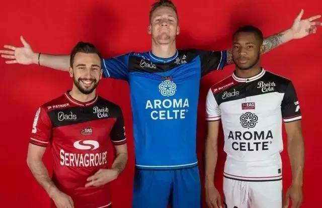 TA：红军尚未正式报价伊萨克，纽卡未惩罚球员&一切皆有可能（TA：利物浦尚未就伊萨克提交正式报价，纽卡未对球员处罚，后续一切仍有可能）