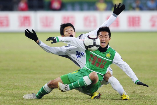 中外选手同台竞技！内蒙古国际大众短道速滑公开赛鸣枪（内蒙古国际大众短道速滑公开赛开幕！中外冰上健儿同场角逐）