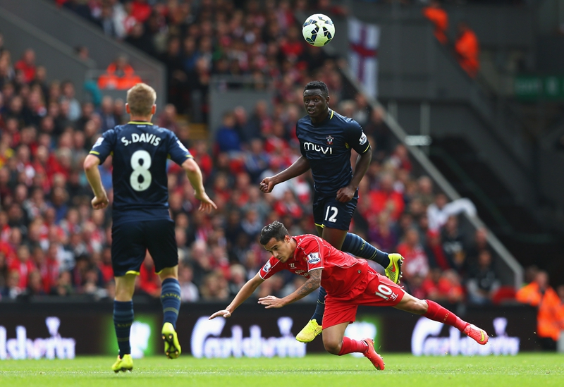 帕尔特伊律师：否认所有指控，配合CPS调查三年，期待最终清白（帕尔特伊律师：坚称无辜，三年配合CPS调查，盼还以清白）