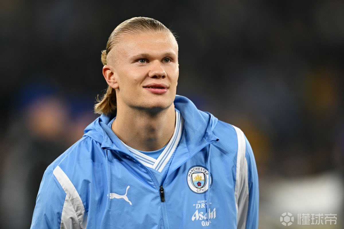 卡利亚里主帅：我在球员时代盯防过C罗，那真是令人激动（卡利亚里主帅：球员时代曾盯防C罗，令人热血沸腾）